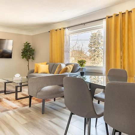 Entire 2 Bedroom Apartment Downtown - U3 Waterloo Exterior foto